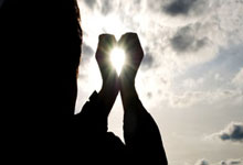 体坛名场面丨英超最佳射手8块腹肌身材不输C罗，至今还没收到利物浦续约合同.